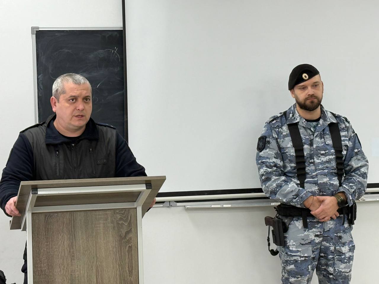 5471965399885745805.jpg 5471965399885745805.jpg