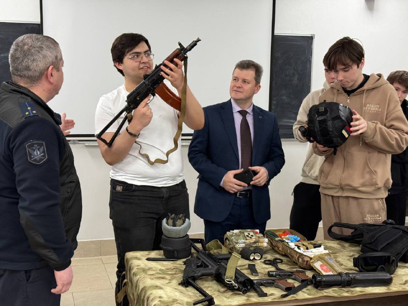 5471965399885745822.jpg 5471965399885745822.jpg