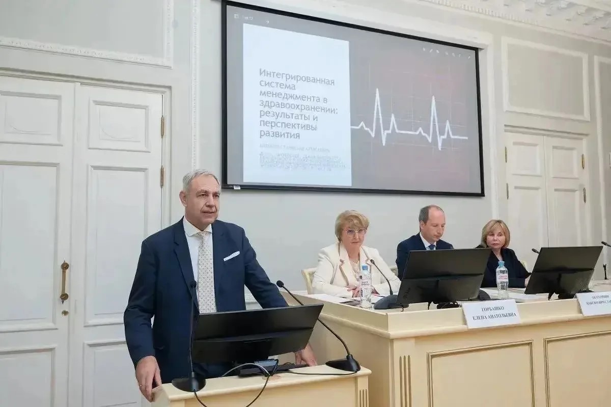 Декан факультета КИУ удостоен награды «Стандартизатор года – 2026»