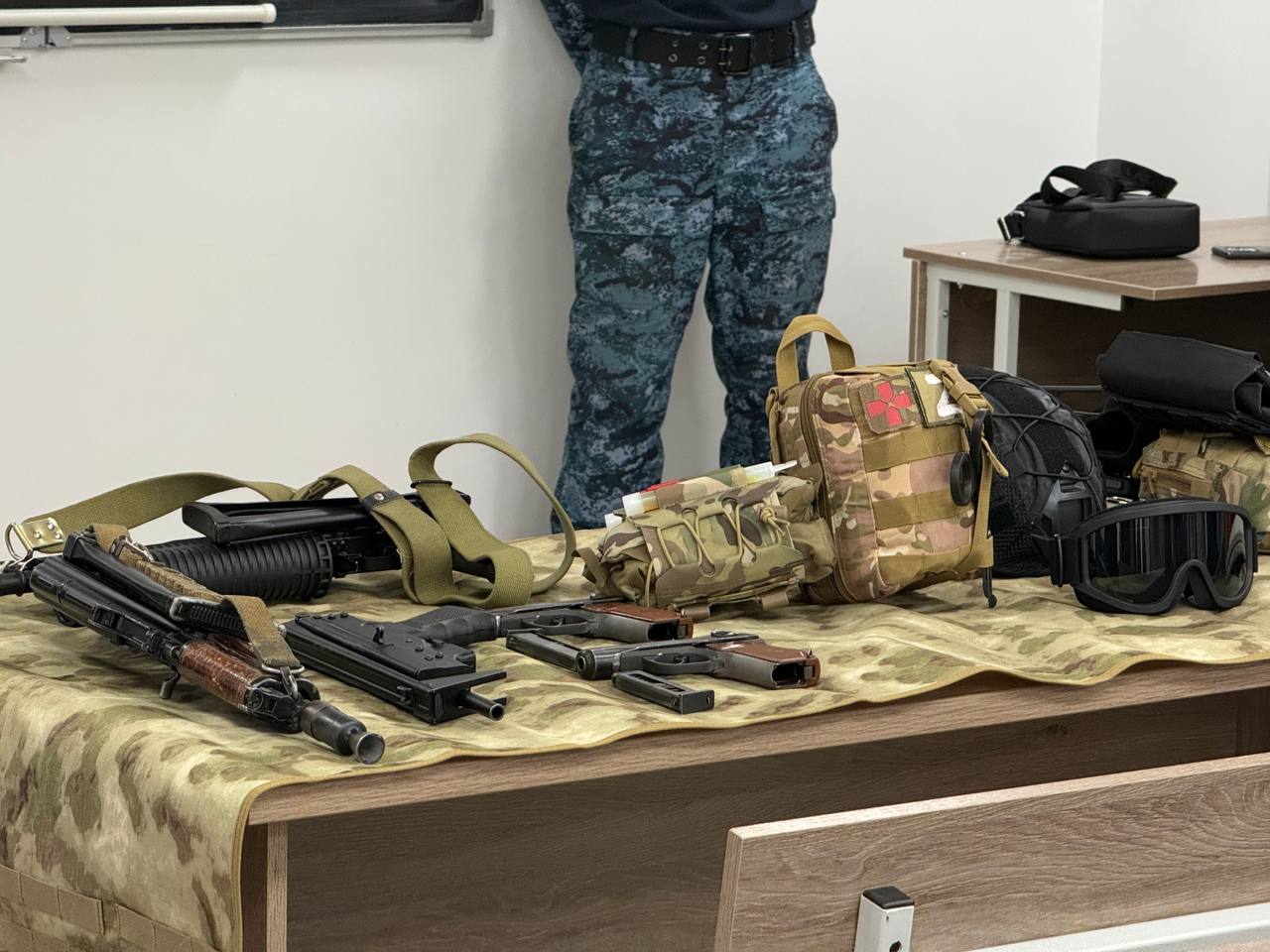 5471965399885745806.jpg 5471965399885745806.jpg