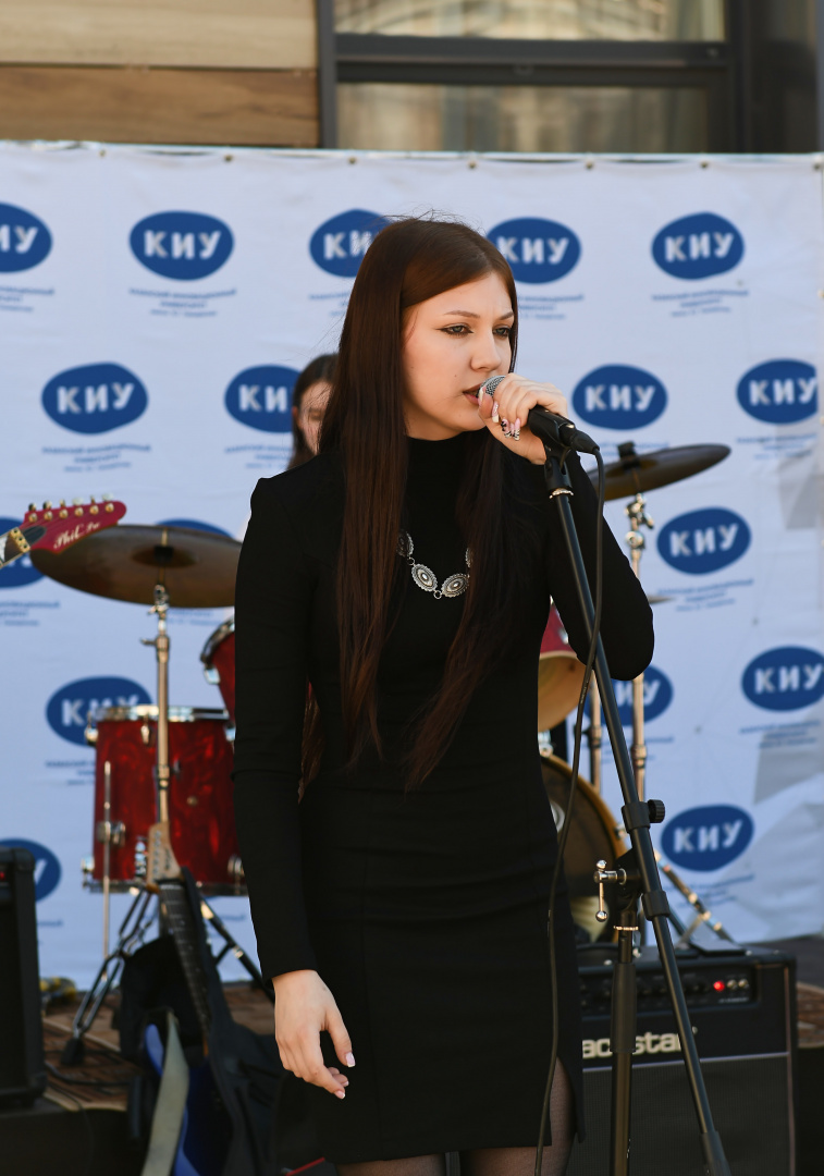 Яркое завершение учебного года: в КИУ прошёл праздник факультета гостеприимства и дизайна