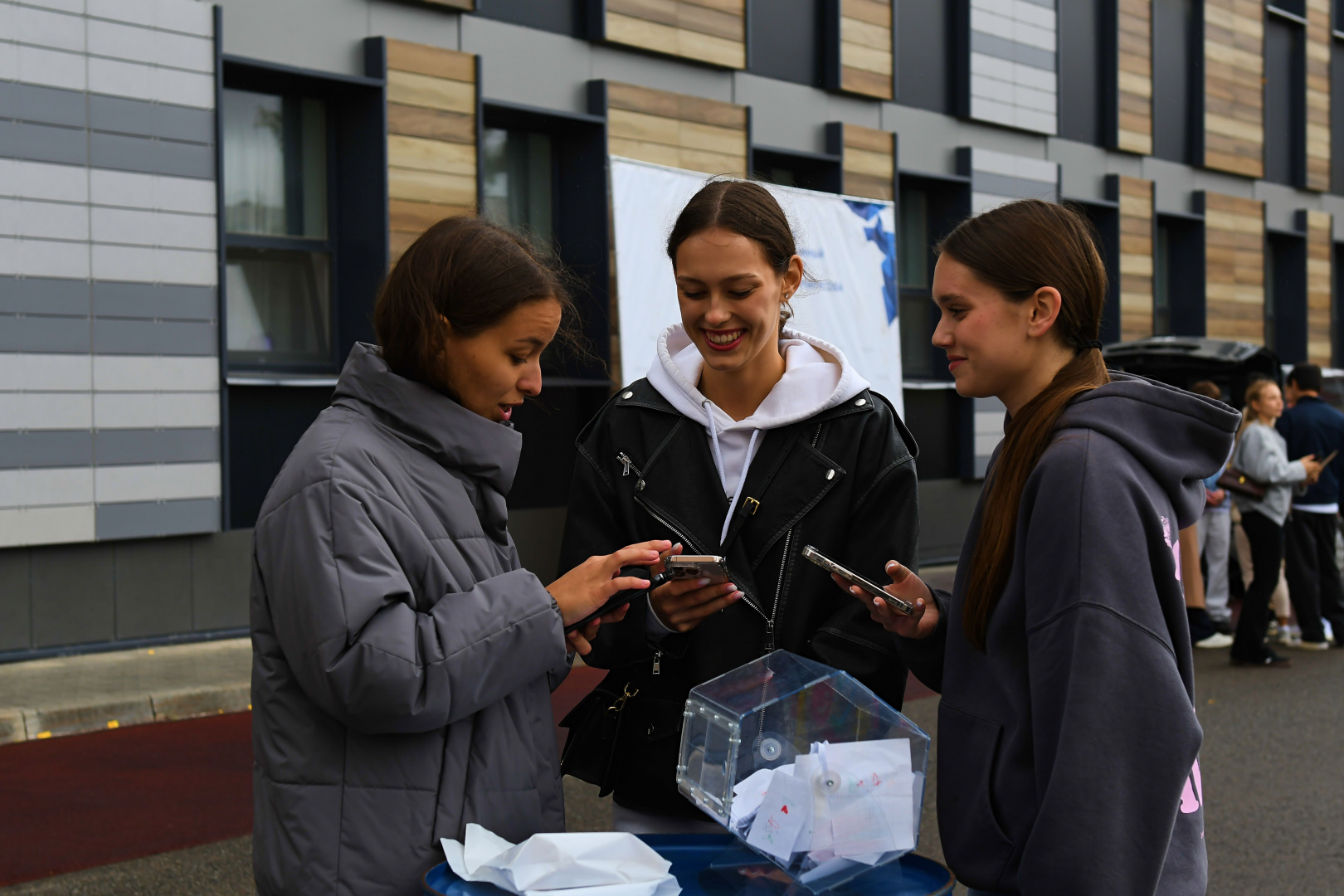 СТУДФЕСТ КИУ: первокурсники окунулись в яркую студенческую жизнь