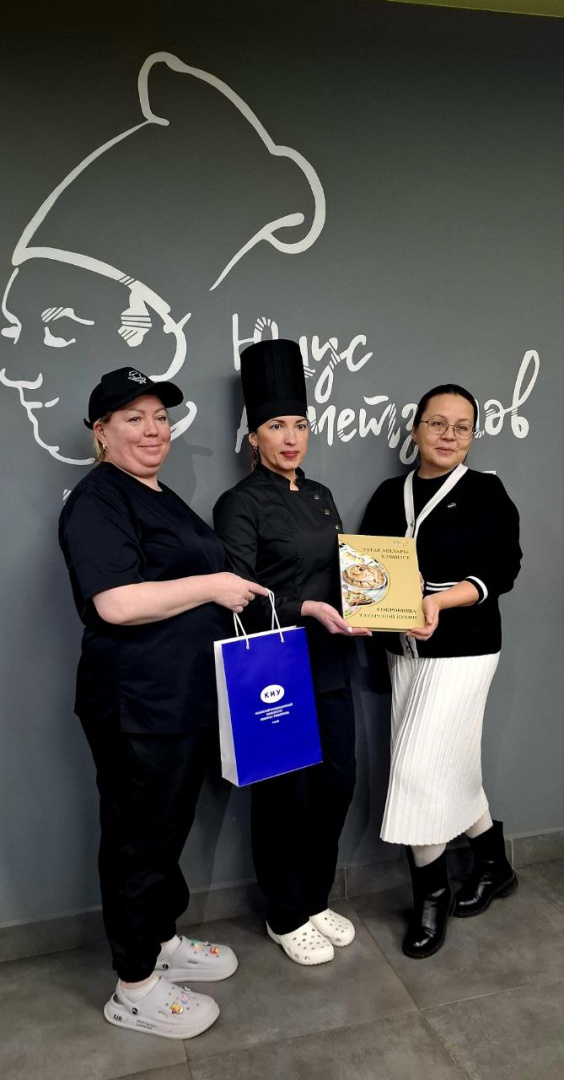 Шефы круизной компании «Водоход» провели мастер-класс для студентов КИУ