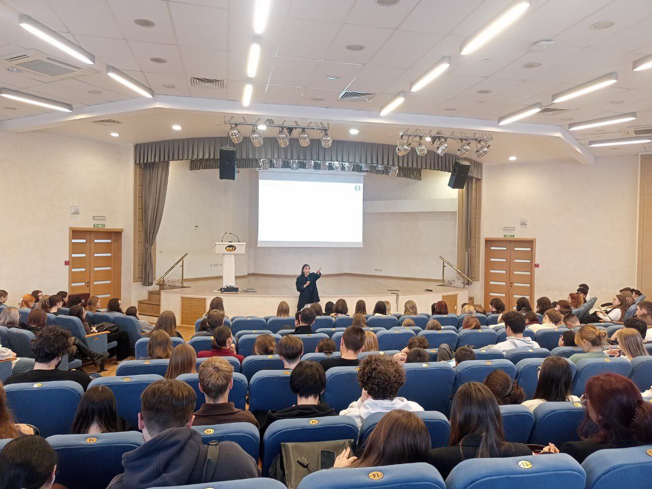 5467930368301726493 (1).jpg