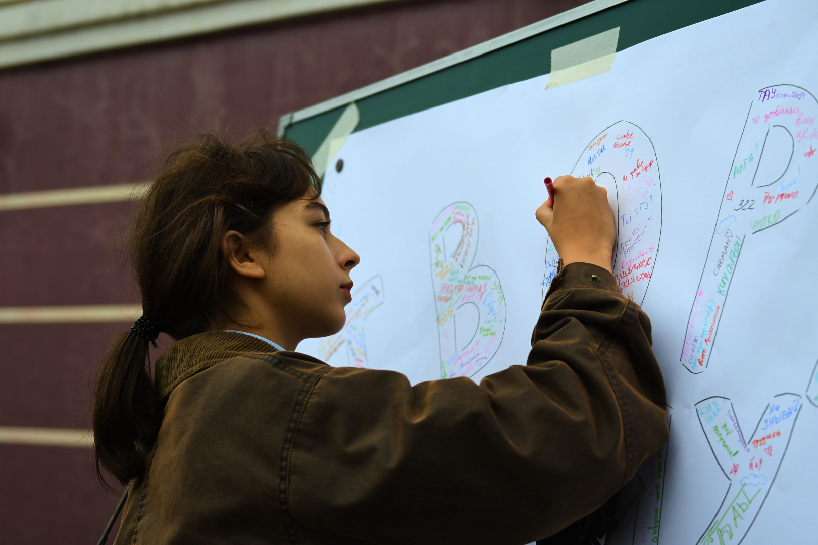 СТУДФЕСТ КИУ: первокурсники окунулись в яркую студенческую жизнь