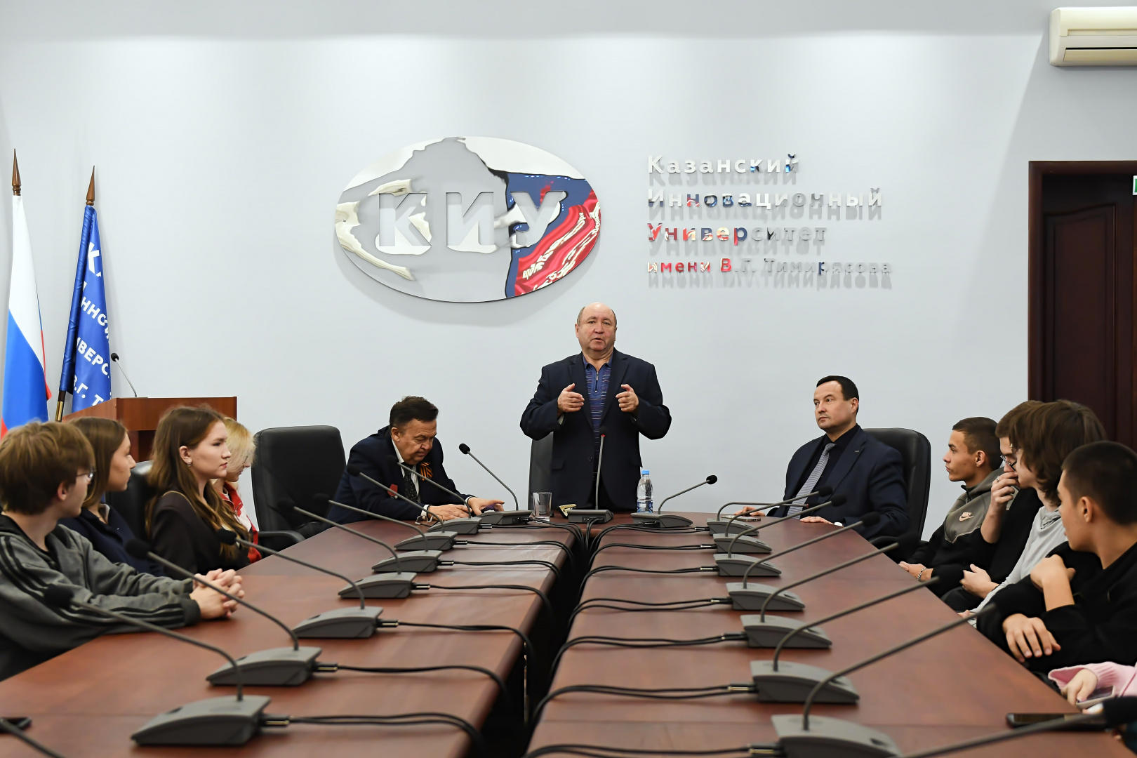 В преддверии дня рождения комсомола в КИУ вспомнили важные страницы истории молодежного движения