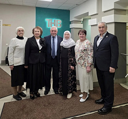 Проректор КИУ на встрече корифеев педагогики с учащимися в уникальном музее России