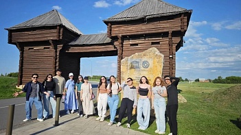 Путешествие во времени: как иностранные студенты КИУ открыли для себя древний Болгар
