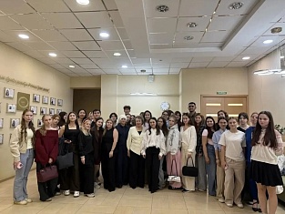 Встреча поколений: проректор КИУ по непрерывному образованию Дания Ахметова провела открытый диалог со старостами факультета психологии и педагогики 