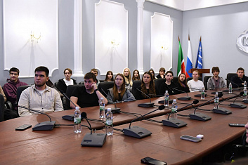 В КИУ прошла просветительская лекция «Добровольчество и экология»  